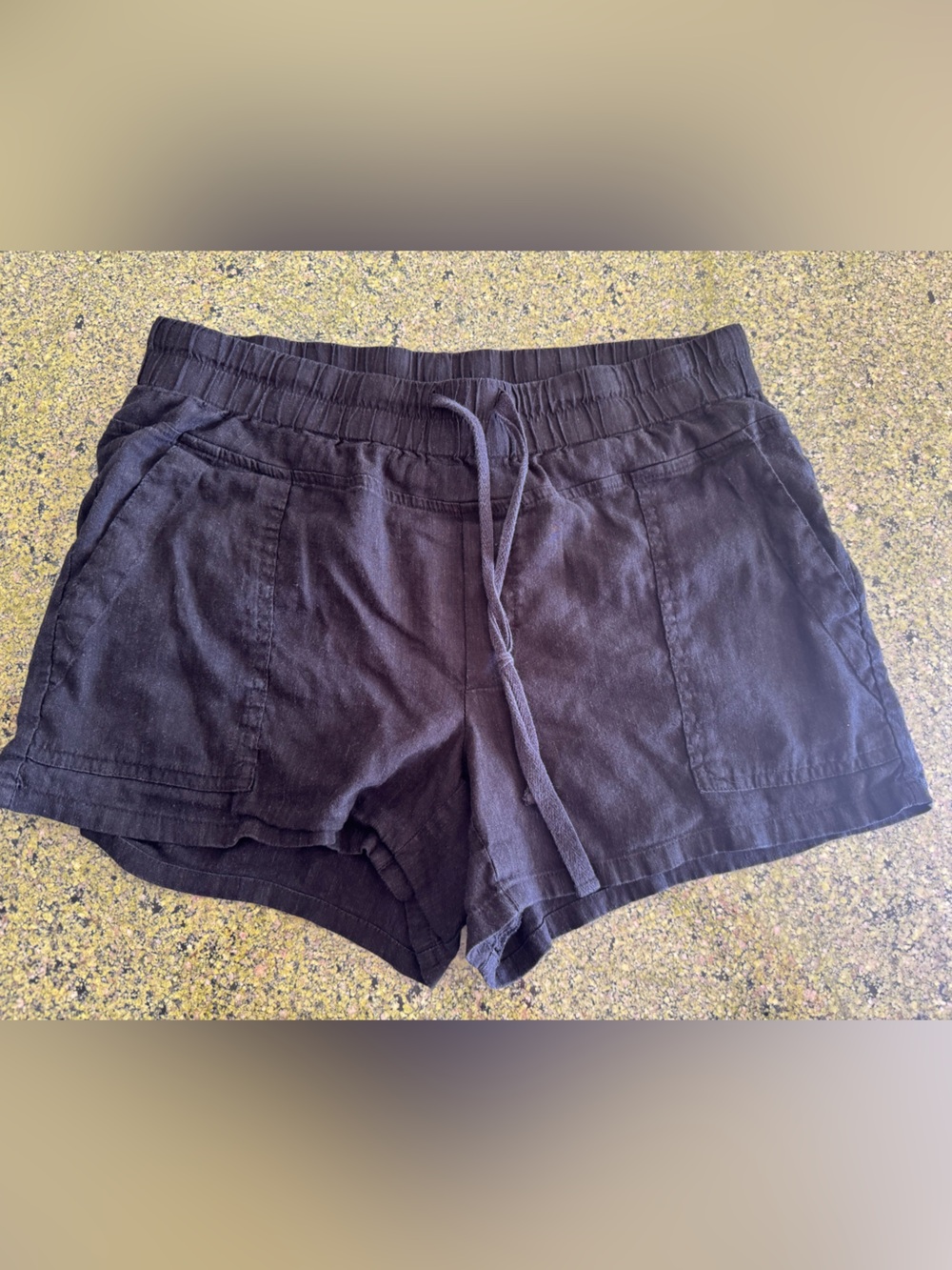 Kut From the Kloth Black Linen Shorts